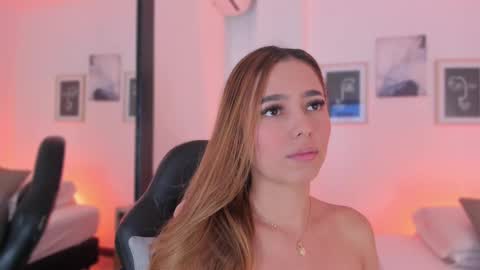 Snapshot of sweettammy_ chatting on 02.12.25 Tammy online show from 02.12.25