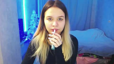 SweetTChloe online show from 12.23.24