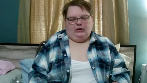 Snapshot of sweetteatrouble chatting on 10.11.25 sweetteatrouble online show from 10.11.25