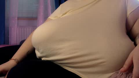 Maya online show from 03.08.25