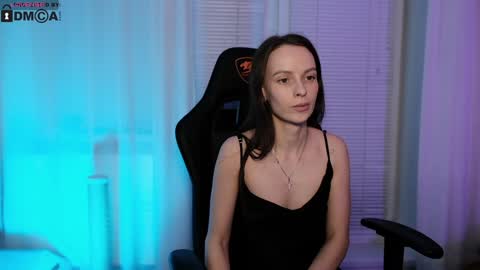 Snapshot of sweettooth20 chatting on 01.29.25 Leila and Alex online show from 01.29.25