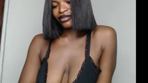 sweetxxboobsx online show from 12.15.25