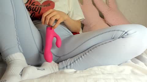 Mia online show from 02.07.25