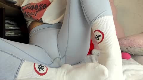 Mia online show from 02.19.25