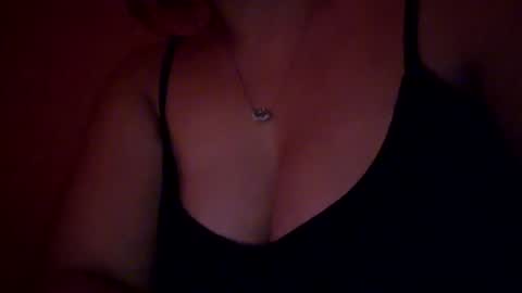 Snapshot of sweety_mia_max chatting on 06.15.26 mia and max online show from 06.15.26
