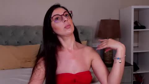 Bea Moan from LovenseWet from Tip MenuOpen for Private online show from 07.17.26