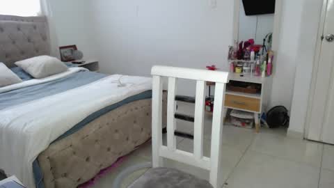 yaya online show from 09.18.25