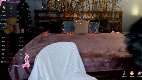 Snapshot of sweetydeviliya chatting on 01.25.25 sweetydeviliya online show from 01.25.25