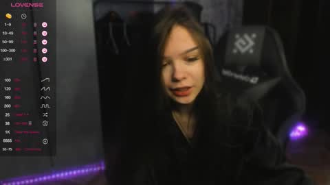 Snapshot of sweetydeviliya chatting on 09.13.25 sweetydeviliya online show from 09.13.25