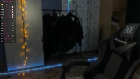 Snapshot of sweetydeviliya chatting on 12.15.25 sweetydeviliya online show from 12.15.25