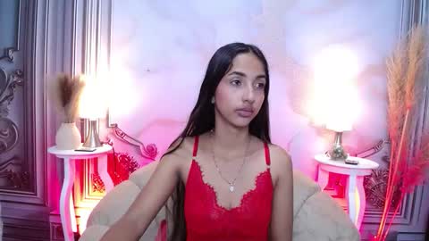 LAURA online show from 10.11.25