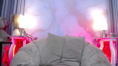 Snapshot of sweetylally chatting on 03.11.26 LAURA online show from 03.11.26
