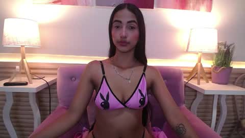 Snapshot of sweetylally chatting on 06.08.26 LAURA online show from 06.08.26