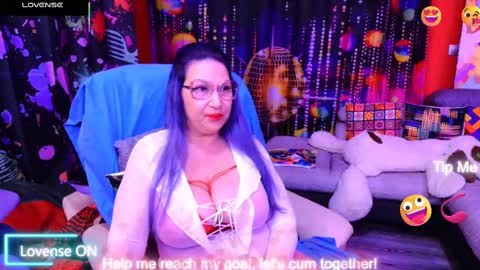 Snapshot of sweetylisahard chatting on 02.15.25 Lisa online show from 02.15.25