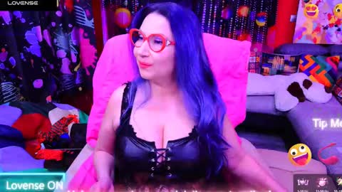 Snapshot of sweetylisahard chatting on 02.16.25 Lisa online show from 02.16.25