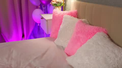 Molly online show from 09.13.25