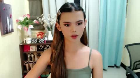 Snapshot of sweetytrannygirlxx chatting on 03.15.26 Megan online show from 03.15.26