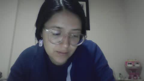 sweetyypeach online show from 12.10.24