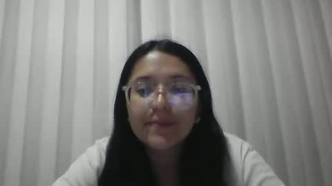sweetyypeach online show from 01.03.25