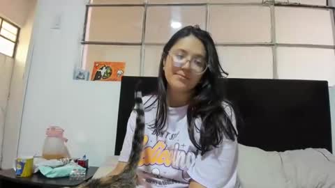 sweetyypeach online show from 01.12.25