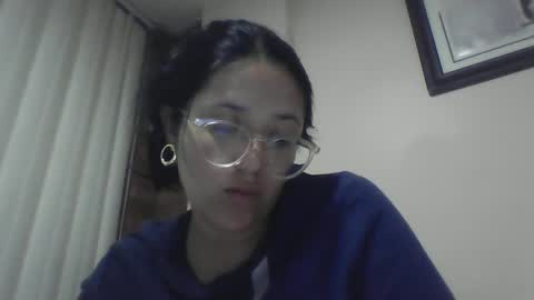 sweetyypeach online show from 02.12.25