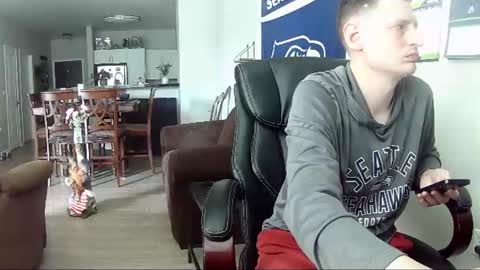 Snapshot of swelteringk chatting on 07.12.26 Kile online show from 07.12.26