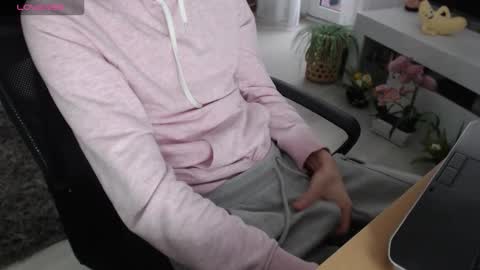 SwetLittleBoy4u online show from 12.05.25