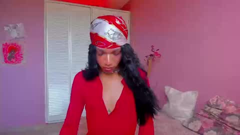 Snapshot of swettcabol chatting on 09.25.25 swettcabol online show from 09.25.25