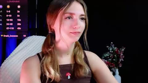 Snapshot of swettymolly chatting on 10.01.25 swettymolly online show from 10.01.25