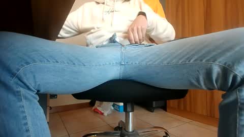 Snapshot of swimbtm chatting on 03.30.26 swimbtm online show from 03.30.26