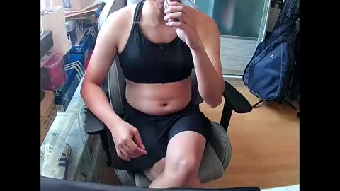 Snapshot of swimsuitloves chatting on 11.02.25 swimsuitloves online show from 11.02.25