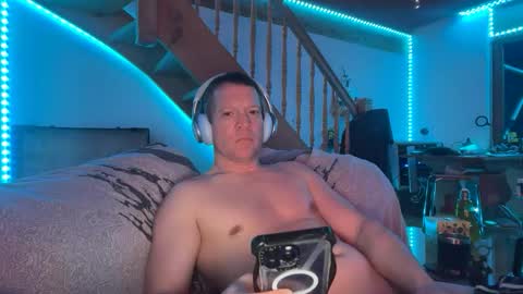 Snapshot of swissfit84 chatting on 04.26.26 swissfit84 online show from 04.26.26