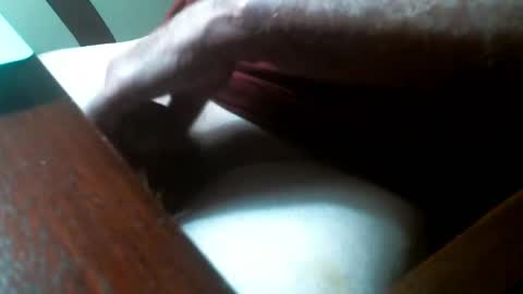 Snapshot of swizzle__stick chatting on 05.11.26 will jeffers online show from 05.11.26