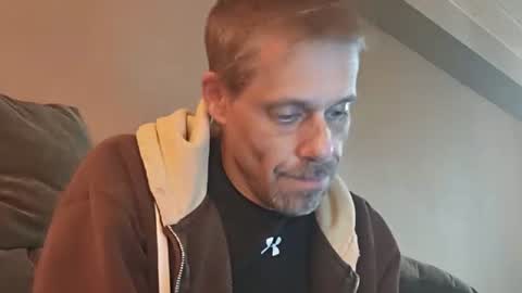 Snapshot of swontguy2025 chatting on 12.28.24 swontguy2025 online show from 12.28.24