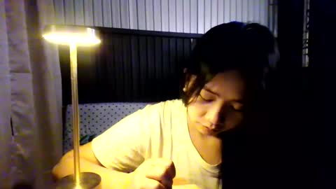 Snapshot of swyt_lucy chatting on 02.20.26 swyt_lucy online show from 02.20.26