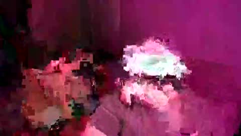 Snapshot of syd_coop chatting on 11.05.25 SYDNIE Coop online show from 11.05.25