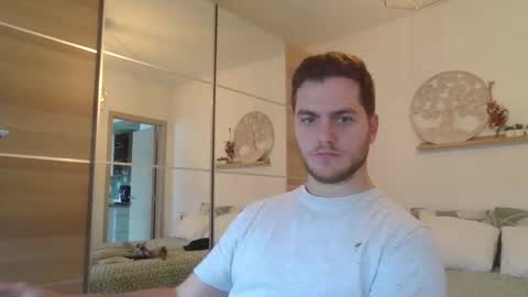 Snapshot of syl092 chatting on 12.09.24 syl092 online show from 12.09.24