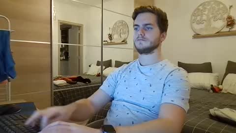 Snapshot of syl092 chatting on 11.25.25 syl092 online show from 11.25.25