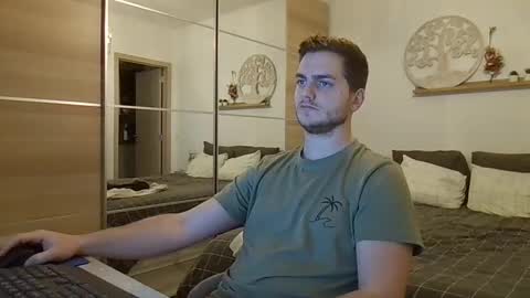 syl092 online show from 01.08.26