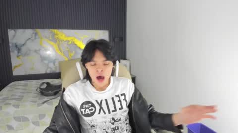 sylasfrost online show from 12.04.25