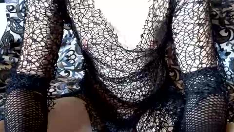 Snapshot of sylexia_stf chatting on 10.17.25 Sylexia online show from 10.17.25