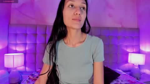 Sylvia Leos online show from 01.28.25