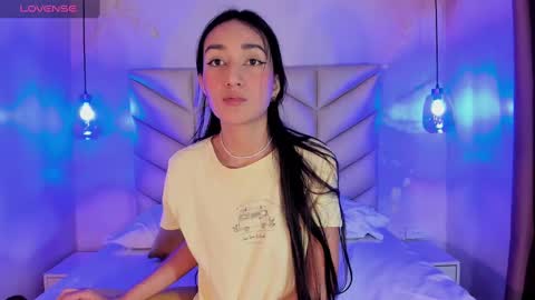 Sylvia Leos online show from 03.10.25