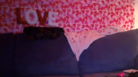 Snapshot of synfulsymone9 chatting on 02.04.26 syn online show from 02.04.26