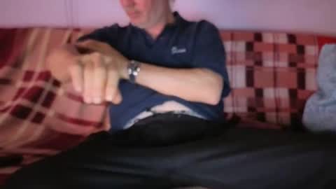 szaszinno6669068 online show from 10.16.25