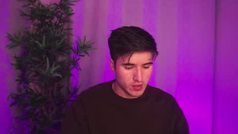 t0ny_wylie online show from 11.11.25