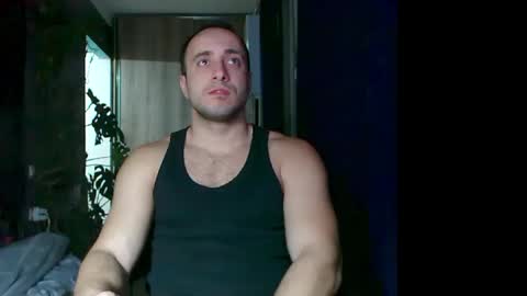 Snapshot of t_huracane chatting on 01.18.26 Huracane online show from 01.18.26