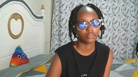 Snapshot of t_okyo chatting on 12.20.25 TOKYO online show from 12.20.25