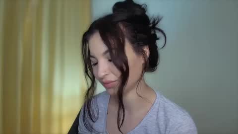 Snapshot of taachick chatting on 01.10.25 T A A H I R A online show from 01.10.25