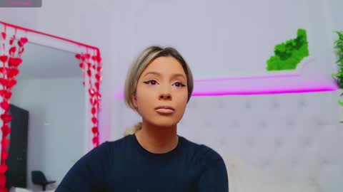 Snapshot of taahiraarabian chatting on 02.28.25 Arianna online show from 02.28.25